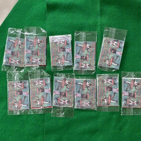 Leaf Baseball Cards 41 Packs - NWT - Sealed - Picture 9 of 9